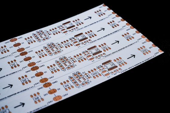 خرید صفحه PCB انعطاف پذیر برای نوار ال ای دی رنگارنگ صفحه لایه دوگانه پوشش فیلم دو طرفه online manufacture
